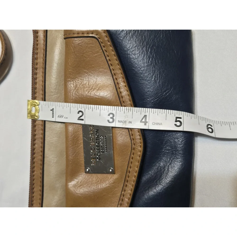 Relic Brand Collection ColorBlock Crossbody Bag Purse Faux Leather Navy/Tan Smal